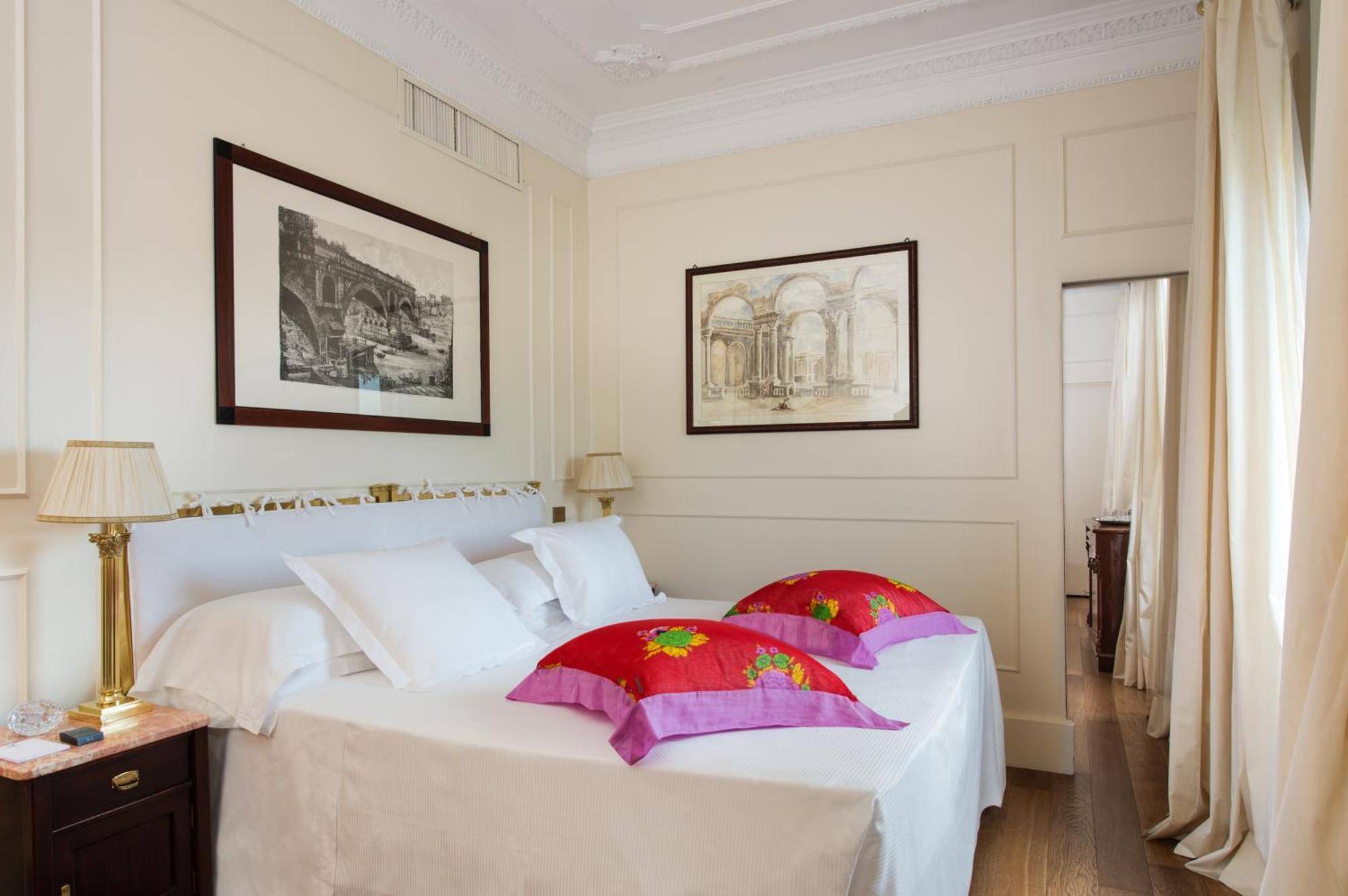 Hotel Grand Plaza Rome