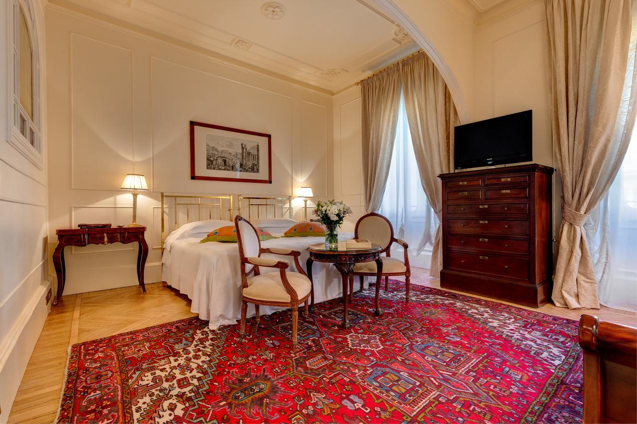 Grand Plaza